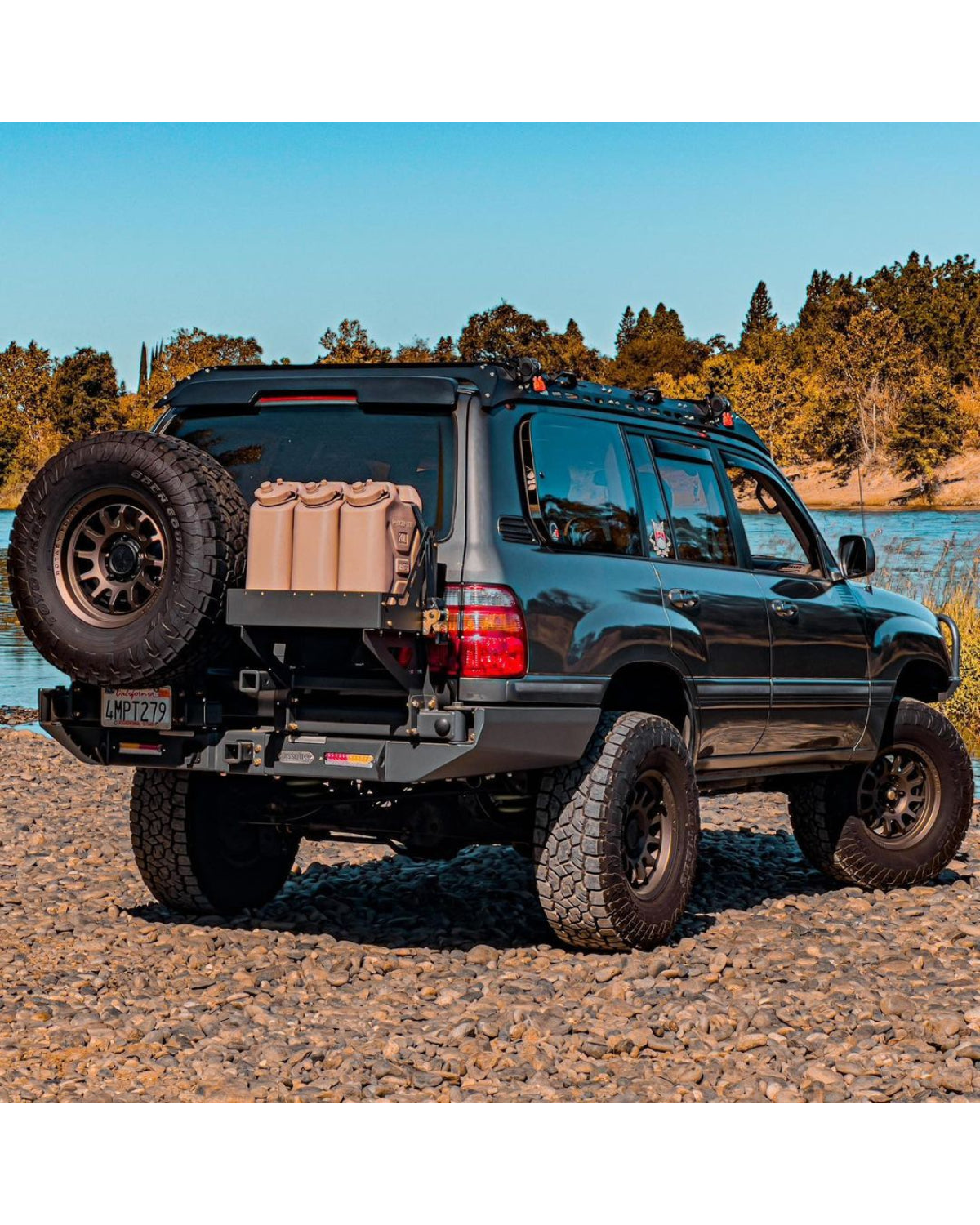 Dissent Off-Road Triple Jerry Can Basket Swing-Out